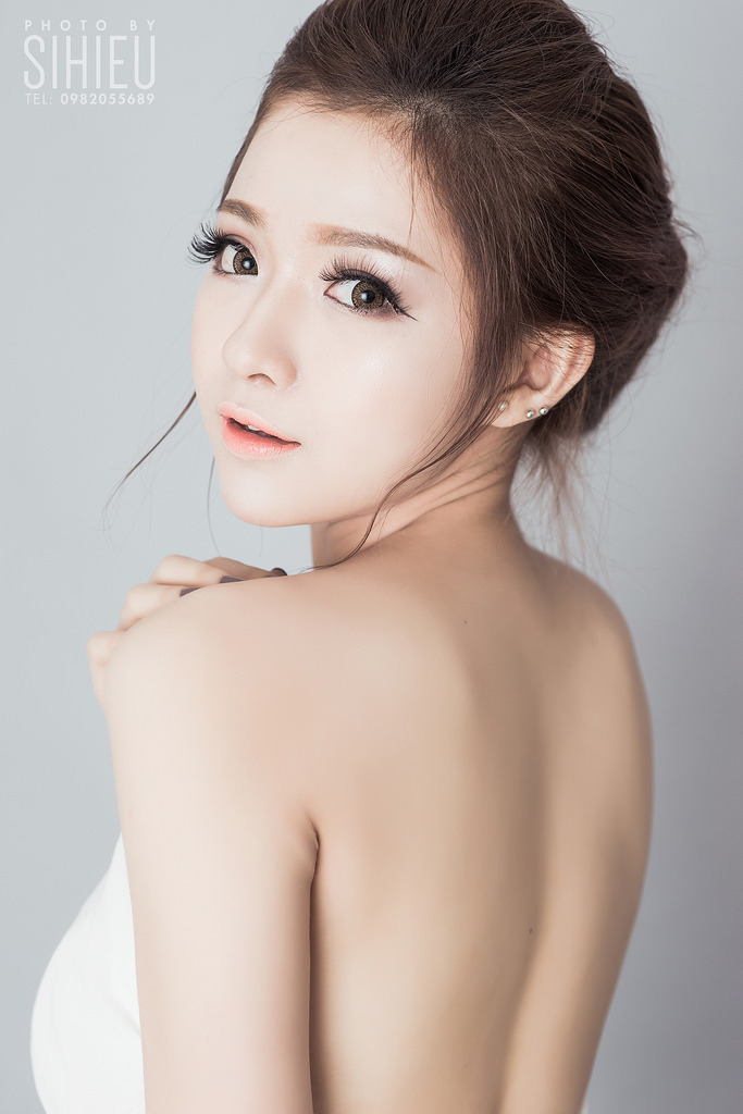 学生强伦女教师电影